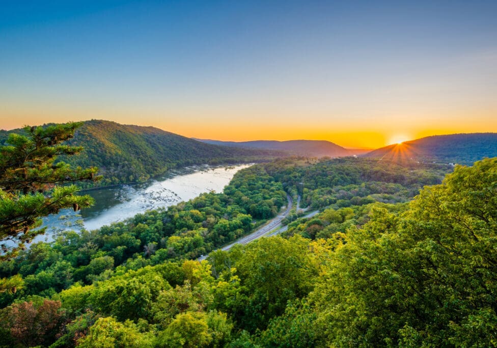 Sunset view of the Potomac River, from Weverton Cliffs, near Har